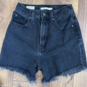 Levi’s high waisted denim shorts